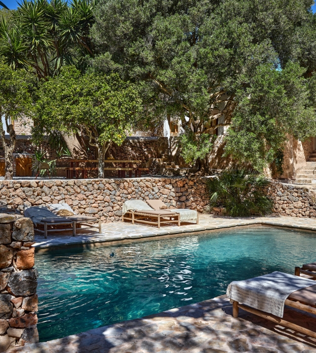 Resa Esatates for sale finca st rafael Ibiza modern 1 pool.jpg